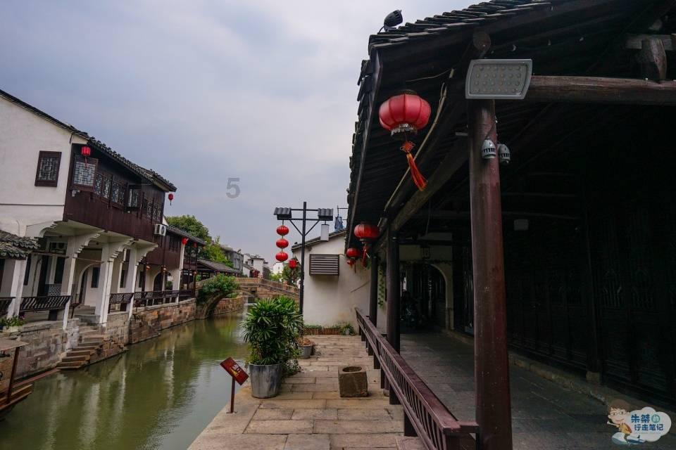 别人问你去避暑了吗?怎么高情商回答没有游戏画面